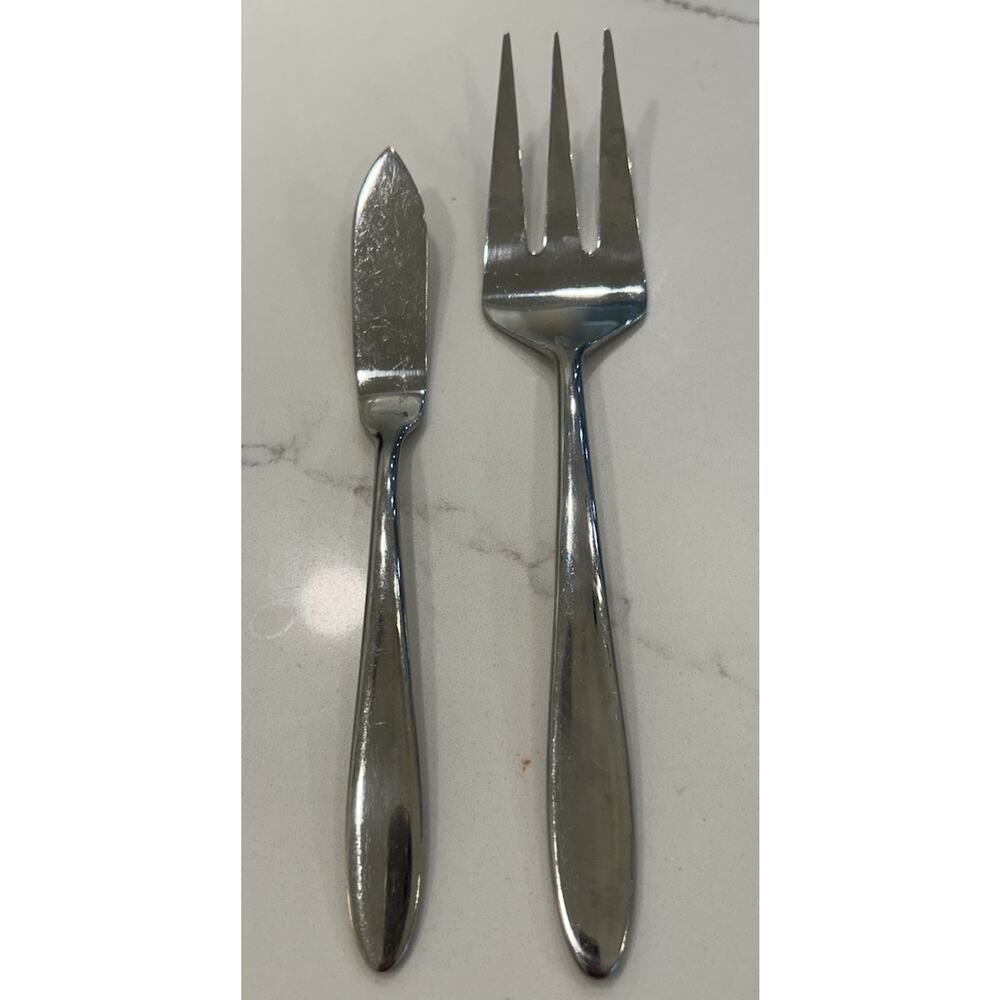 Set of Oneida JENNIFER 18/10 Glossy Meat Fork & Butter Knife Stainless Flatware